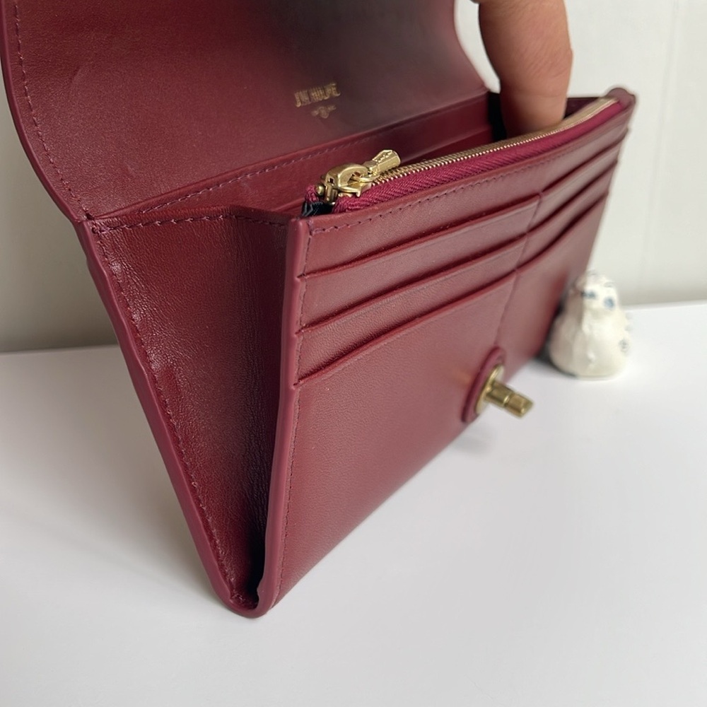J.W. HULME Genuine Leather Turnlock Wallet Crossbody Bag - Picture 11 of 16